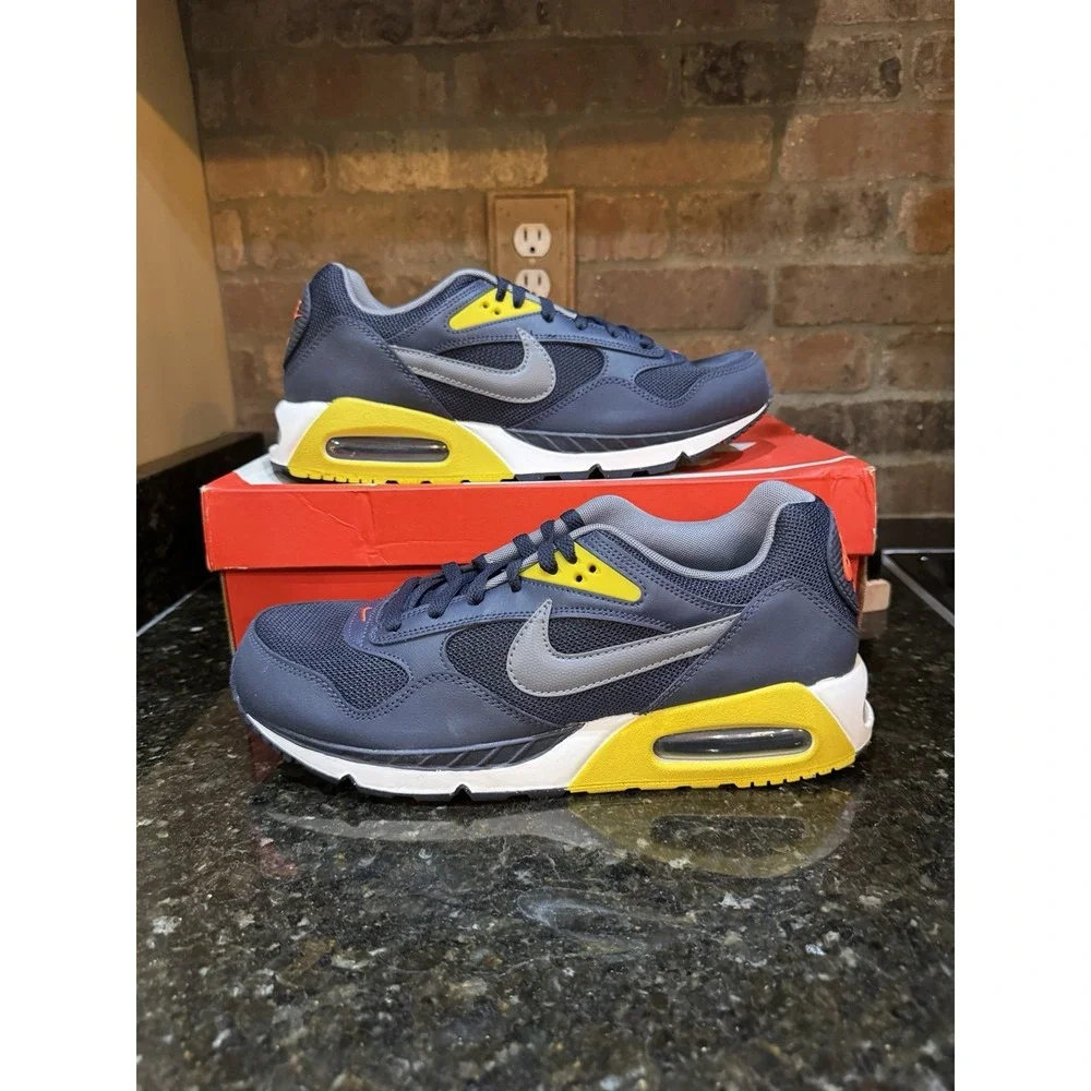 Size 11.5 - Nike Air Max Correlate Obsidian Varsity Maize